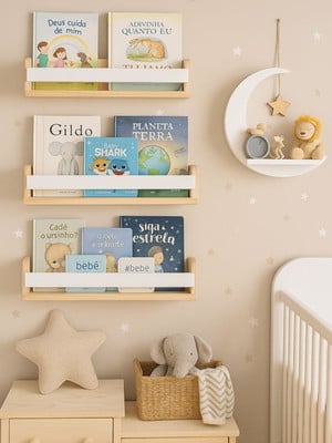 3 prateleiras de livros infantis