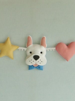Varal festa pet cachorro bulldog coração estrela feltro
