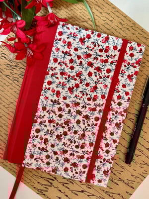 Caderno a5 (médio) pautado 120 folhas de 90g
