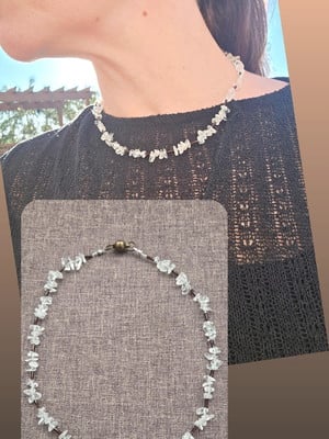 Colar com quartzo cristal e miçangas miyuki marrom