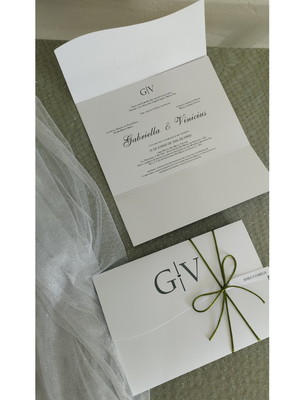 Convite de casamento envelope onda clássico clean