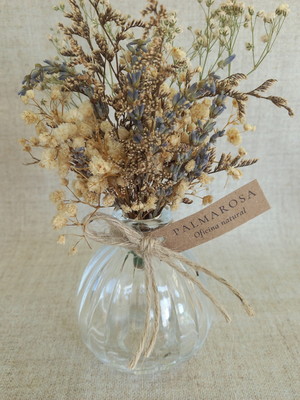 Sopro de lavanda - arranjo com flores desidratadas