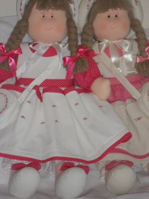 Boneca porta-fraldas