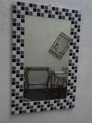 Espelho retangular em mosaico