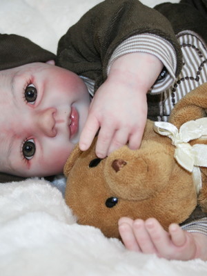 Bebê reborn pedro -por encomenda !!!