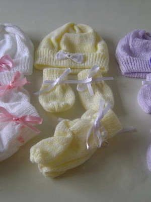 Conjunto de tres peças em lã ou linha