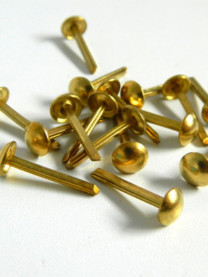 Bailarina cravo para fixação 6mm kit 50 peças dourado