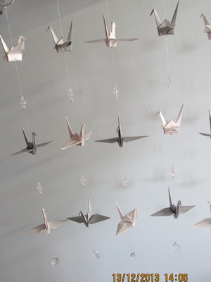 Móbile com tsurus em origami