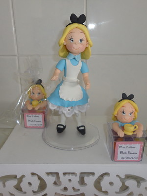 Boneca alice no país das maravilhas