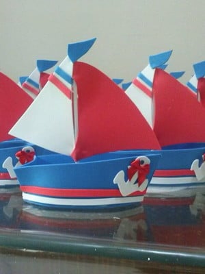 Barquinho marinheiro azul royal