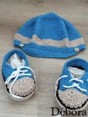 Conjuntotouca e sapatinho de crochê para bebe