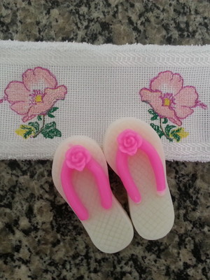 Toalha personalizada e sabonete chinelo