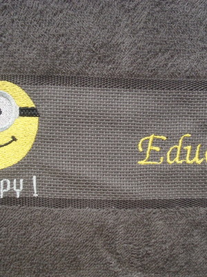 Toalha de lavabo minion happy com nome