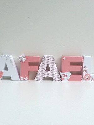 Letras 3d passarinho com pérolas