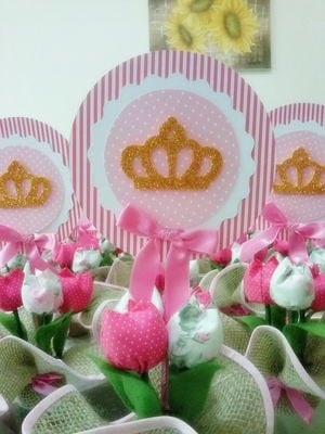 Centro de mesa coroa de princesa