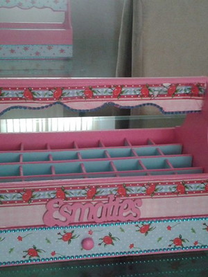 Porta esmalte com gaveta em mdf