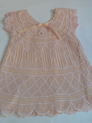 Vestido renda renascença c faixinha