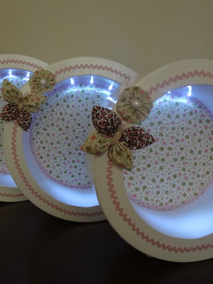 Trio de nichos redondos com led decorado