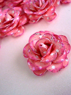 Recortes personalizados | kit 20 rosas de papel