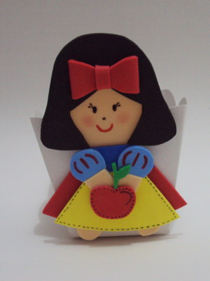 Cachepô com aplique da branca de neve