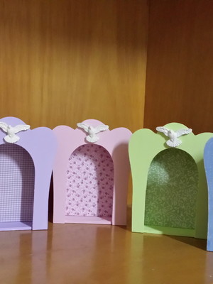 Mini - oratório com espírito santo