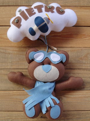 Enfeite de porta urso aviador