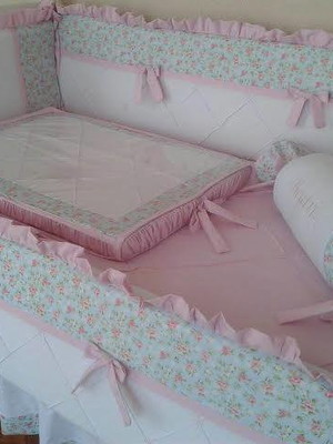 Kit berço rosa azul floral 6 peças