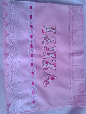 Toalhinha de boca personalizada luiza