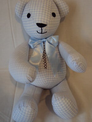 Urso de tecido azul