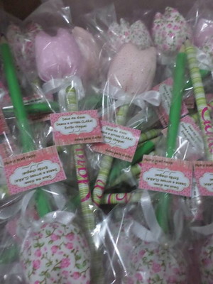 Tulipa personalizado+tag e saquinho