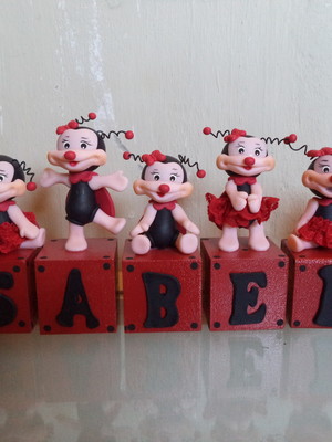 Cubo com letras/ joaninha