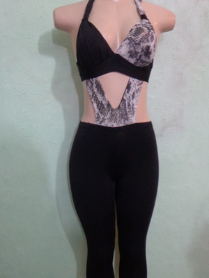 Macacão modelo - v