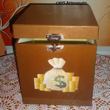 Urna com fecho - mdf