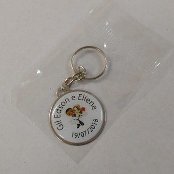 Chaveiro personalizado lembrancinha e resinado 1 lado