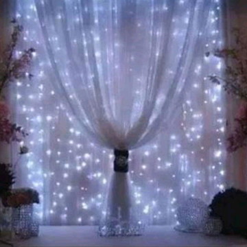 Cortina de Led 2x 2.20 Possui 200 Leds Decoração de Natal
