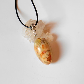 Cordão colar com ônix verde