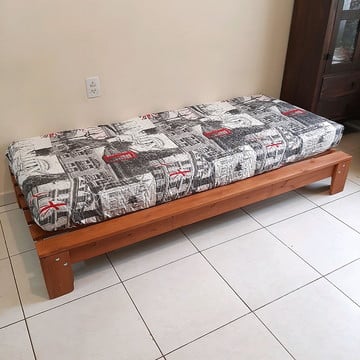 Colcha de vestir dupla face com elastico matelasse solteiro.