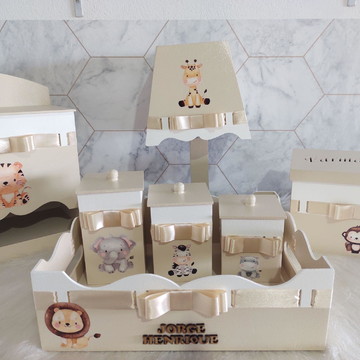 Kit higiene bebê mdf personalizado safari