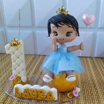 Dany Bolos E Doces Gourmet - Bolo realeza para comemorar 1 aninho da  princesa! #boloprincesa #bolorealeza #topodebolo #topodebolopersonalizado  By @esoares1512