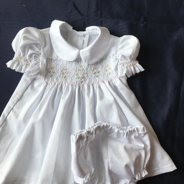 Vestido casinha de abelha