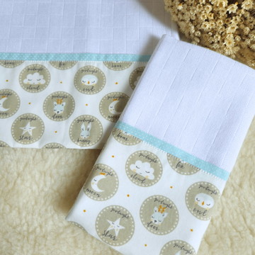 Kit com 2 fraldas com barrado