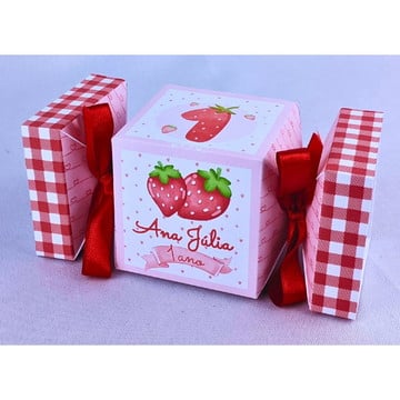 Kit 25 caixinha morango moranguinho bala com fita