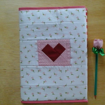 Capa de caderno vermelha