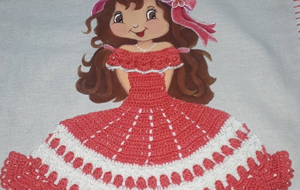 Pintura de boneca com vestido hotsell de croche