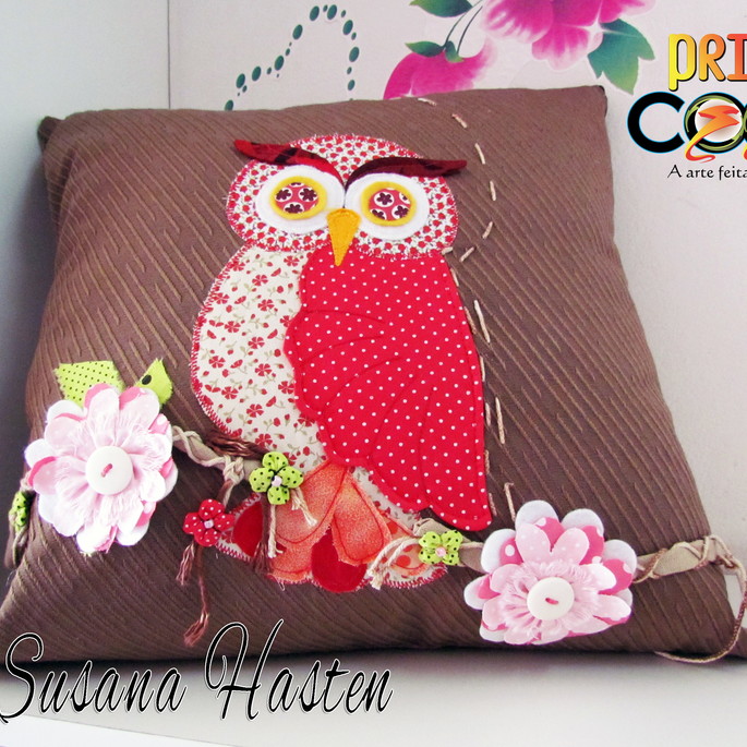 Imagem 1 - Almofada Coruja em Patchwork