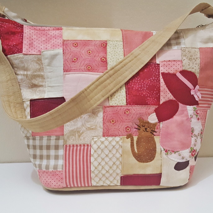 Imagem 3 - Bolsa de ombro em Patchwork