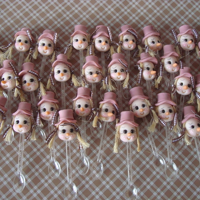 Imagem 4 - Colherzinhas Espantalho em Biscuit
