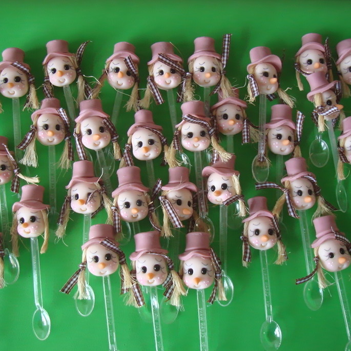 Imagem 5 - Colherzinhas Espantalho em Biscuit