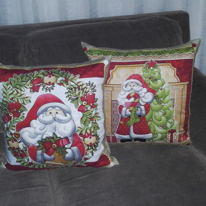 Imagem 1 - Almofada Patchwork Natal