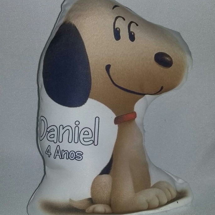 Imagem 3 - Almofada com formato Snoopy